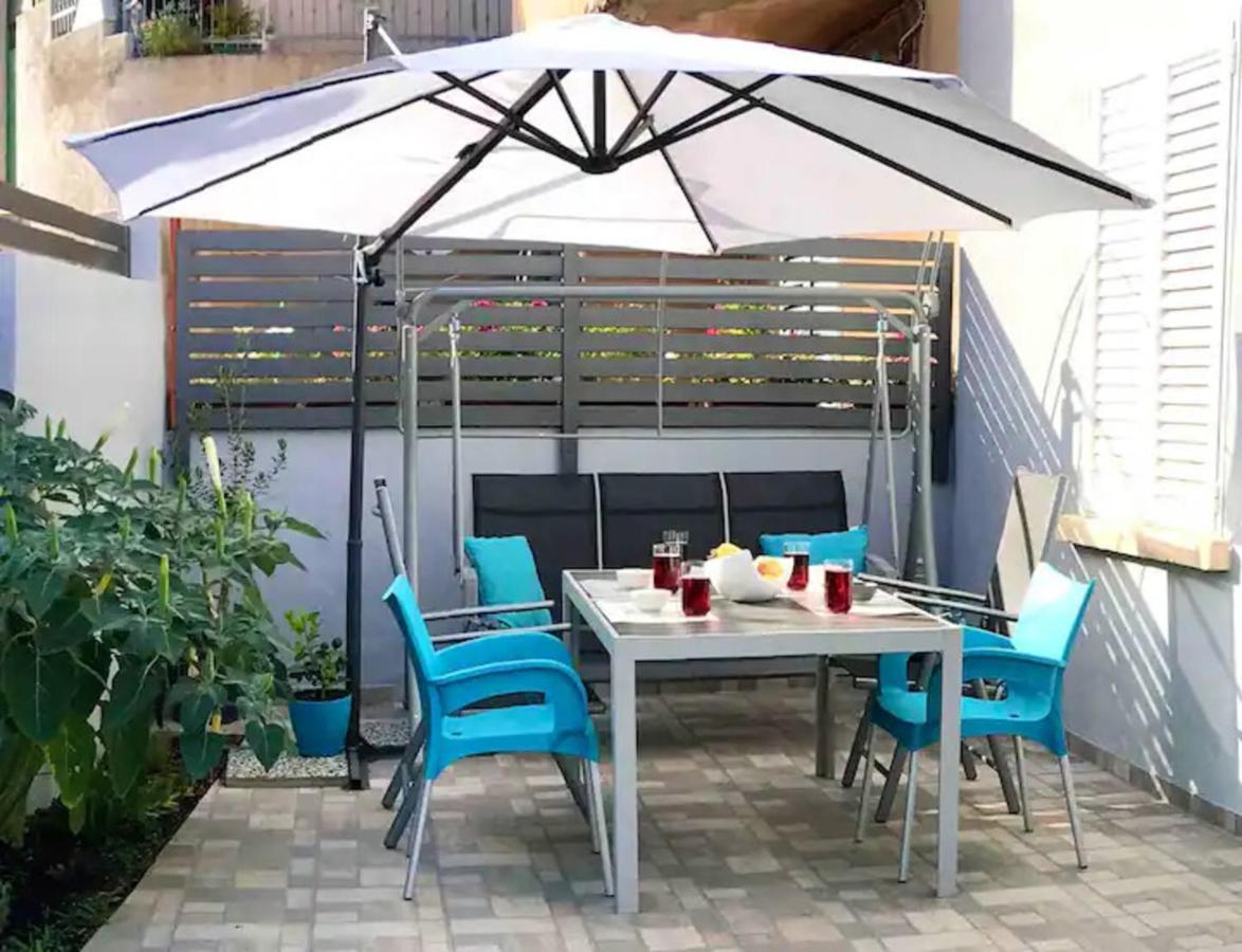 Novoureden Komforni Stan Od 90 M2 S Dvoristem Apartment Sibenik Ngoại thất bức ảnh